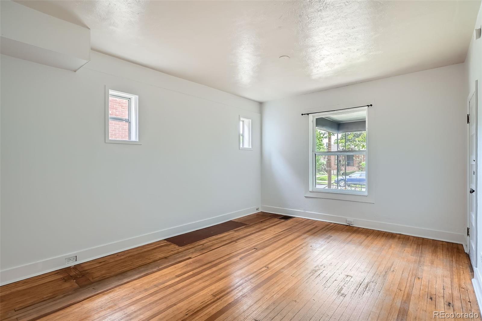 MLS Image #5 for 1654 s pearl street,denver, Colorado