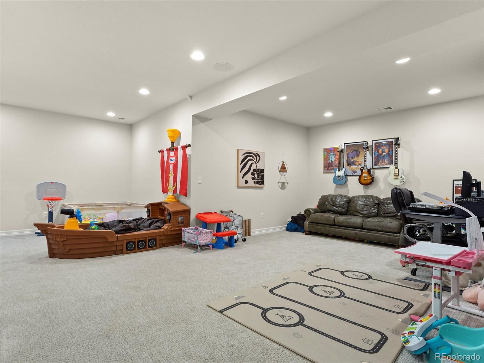 MLS Image #36 for 7145 s uriah street,aurora, Colorado