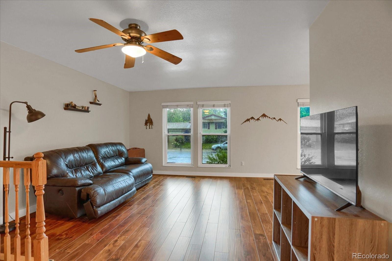 MLS Image #8 for 1010  vondelpark drive,colorado springs, Colorado