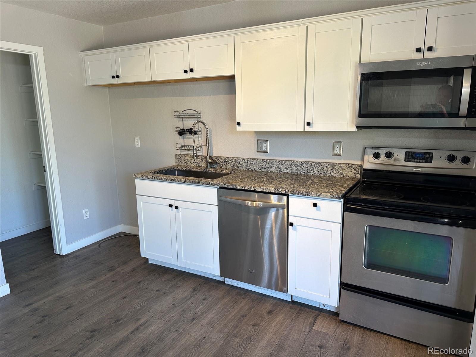 MLS Image #11 for 2946 w park place,denver, Colorado