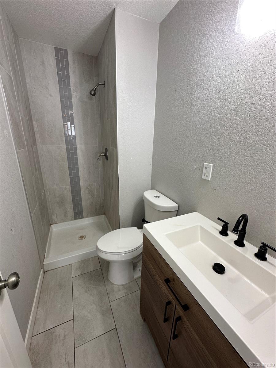 MLS Image #12 for 2946 w park place,denver, Colorado