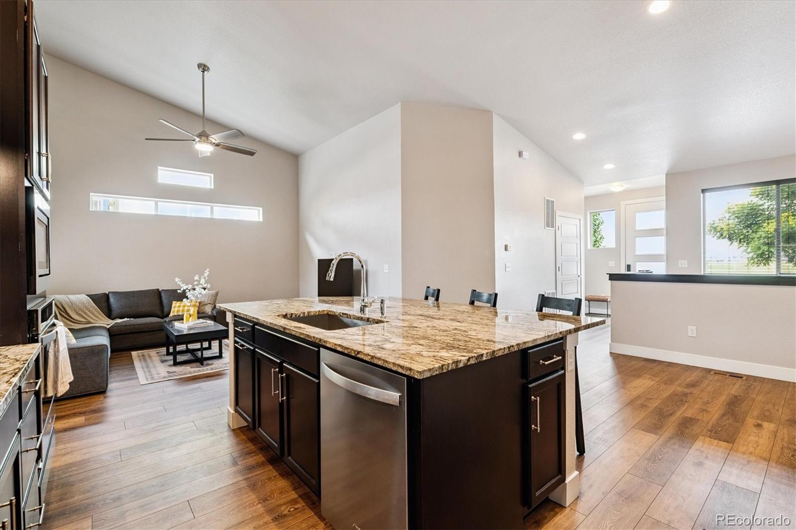MLS Image #10 for 5812  galena street,denver, Colorado