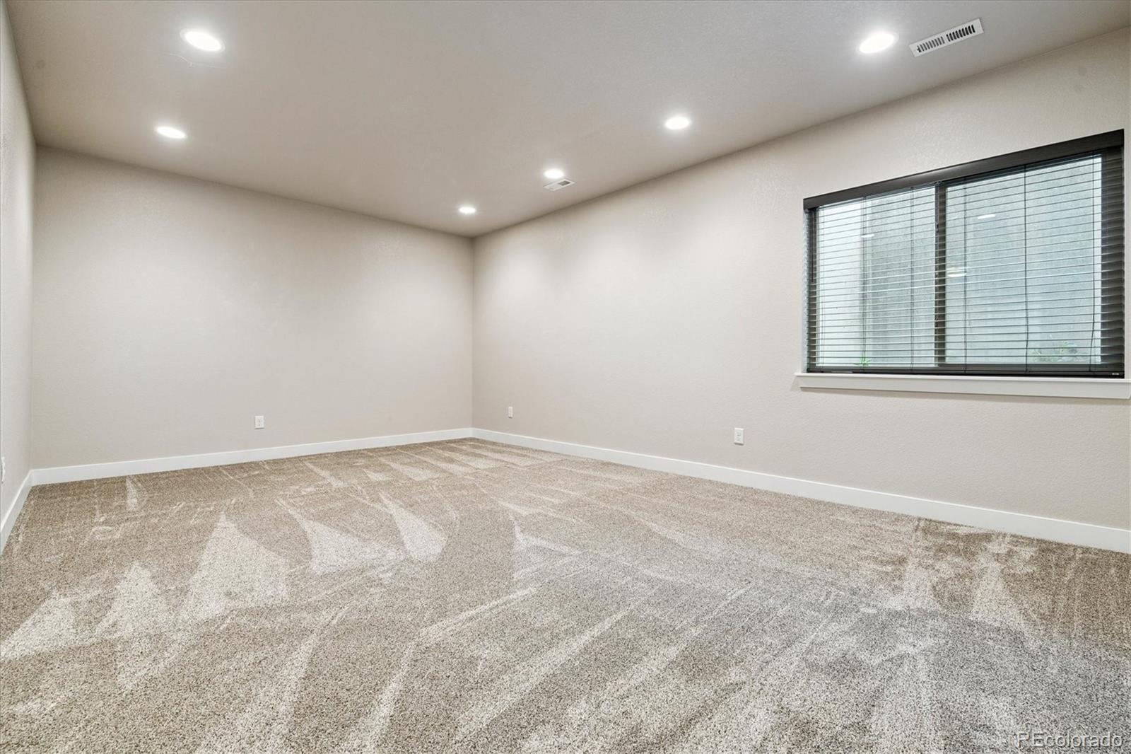 MLS Image #26 for 5812  galena street,denver, Colorado