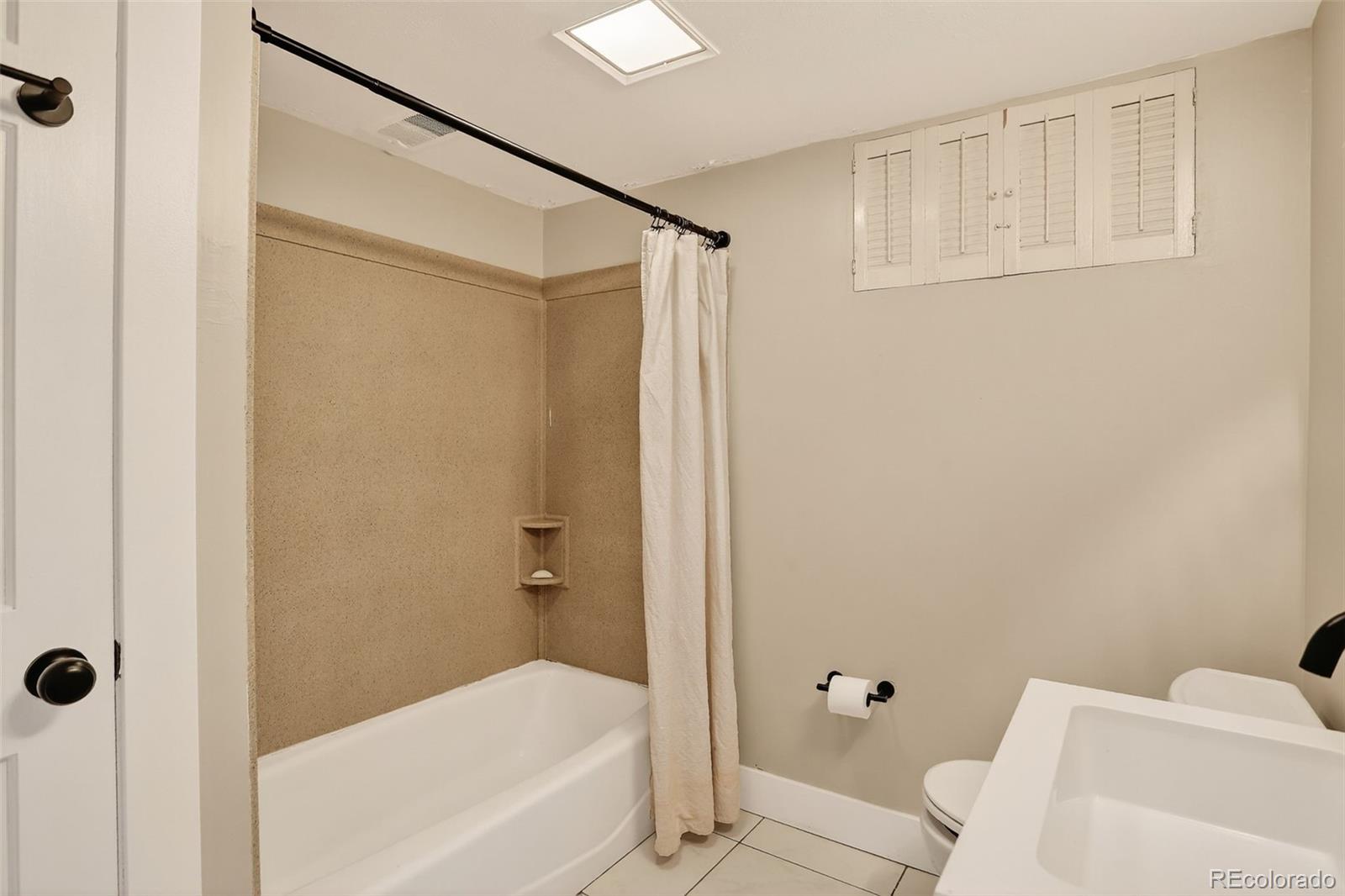 MLS Image #34 for 6182 s kearney street,centennial, Colorado