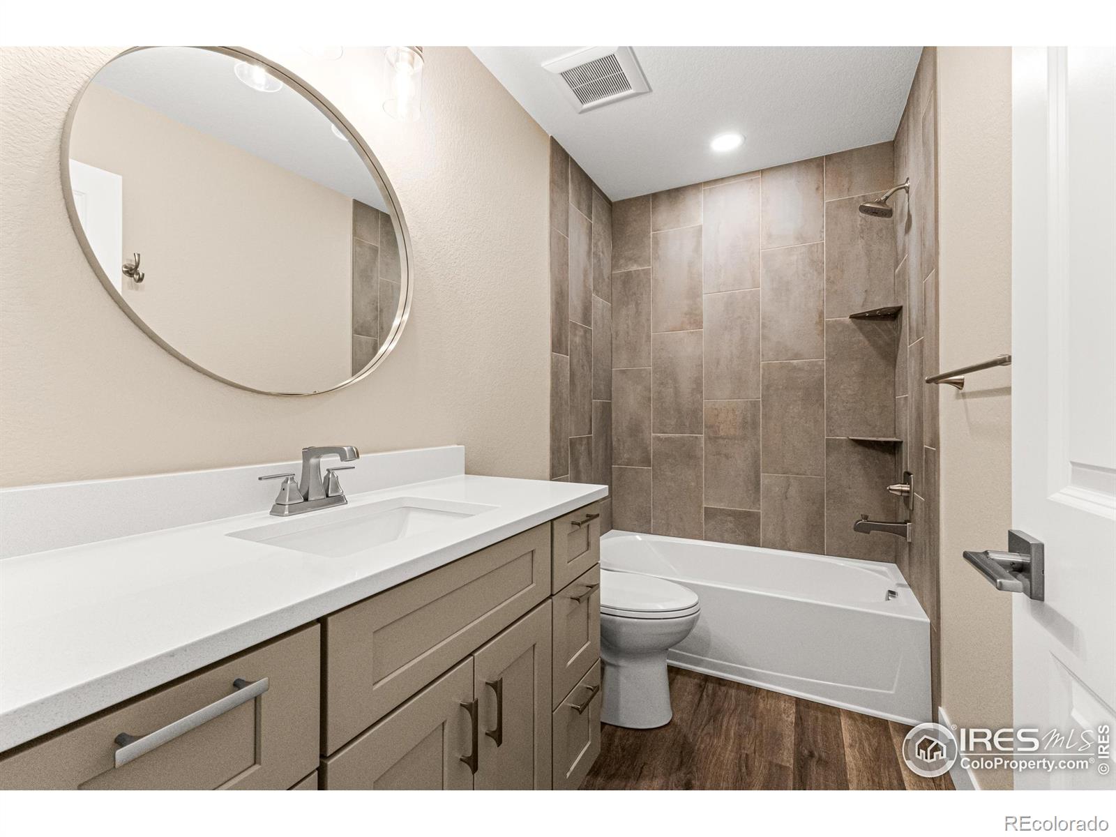 MLS Image #10 for 1687  valency drive,loveland, Colorado