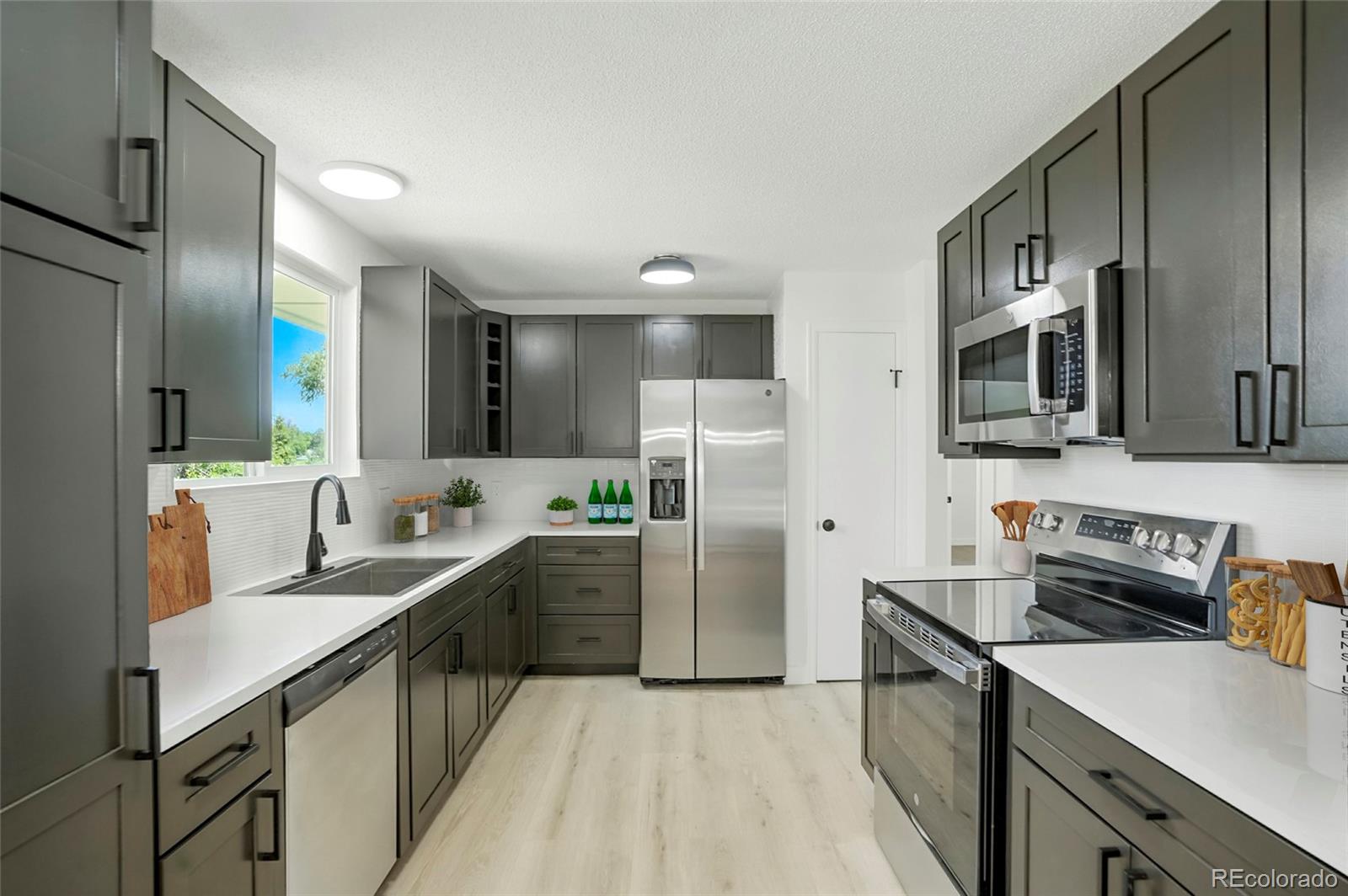 MLS Image #5 for 17875 e carolina place,aurora, Colorado