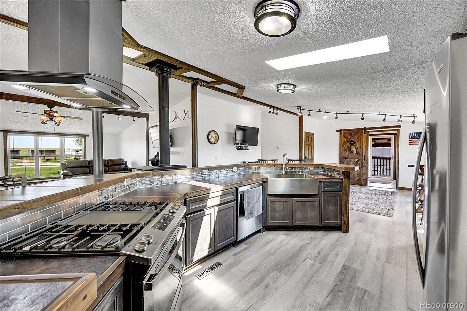 MLS Image #11 for 50100 e 48th avenue,bennett, Colorado
