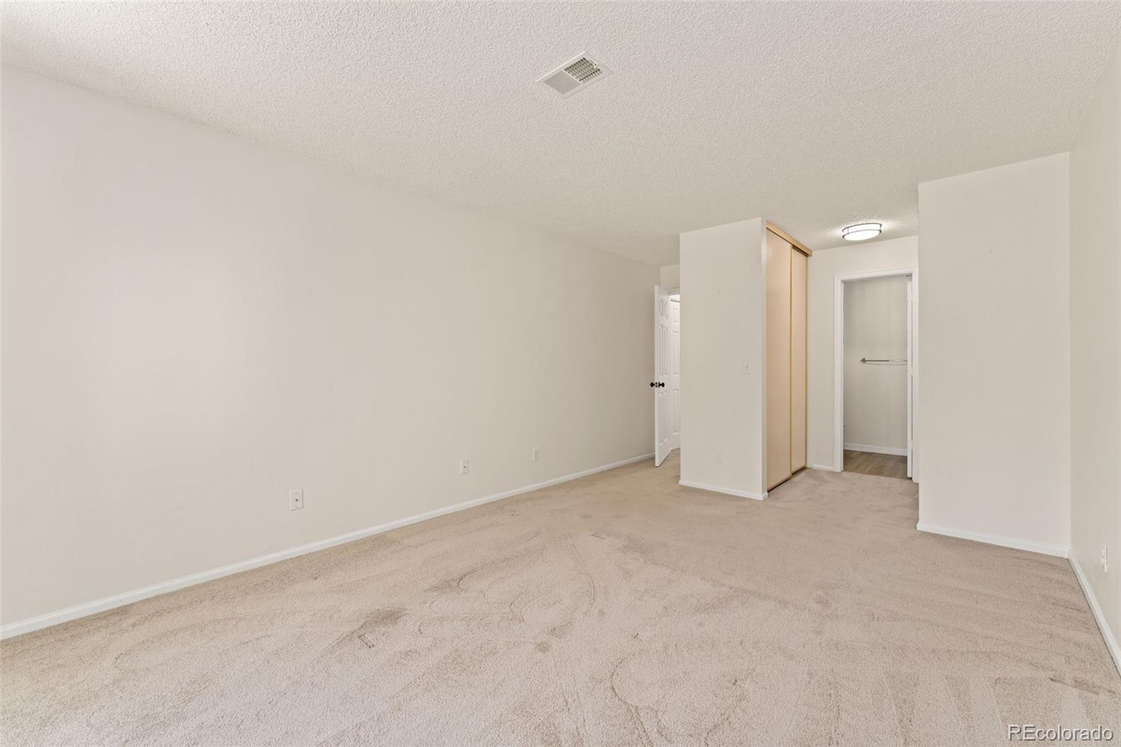 MLS Image #17 for 12573 e pacific circle,aurora, Colorado