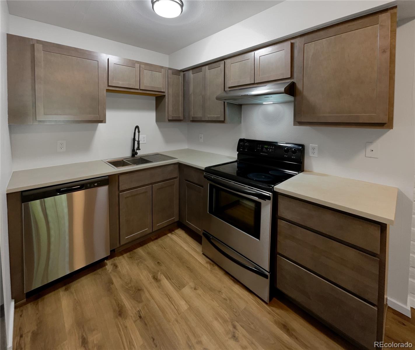 MLS Image #11 for 6800 e tennessee avenue,denver, Colorado