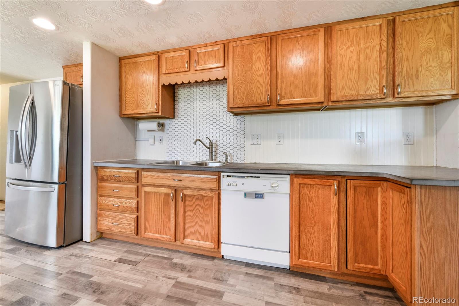 MLS Image #10 for 12745 n condor road,peyton, Colorado
