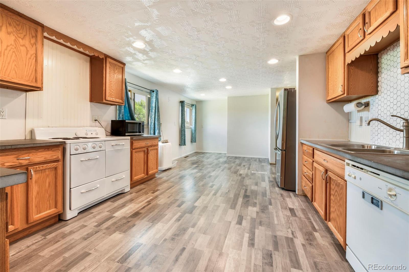 MLS Image #7 for 12745 n condor road,peyton, Colorado