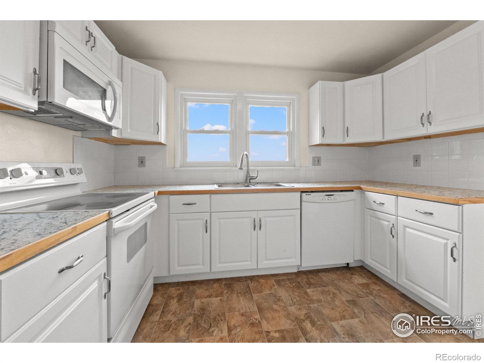MLS Image #11 for 375 e cedar avenue,akron, Colorado
