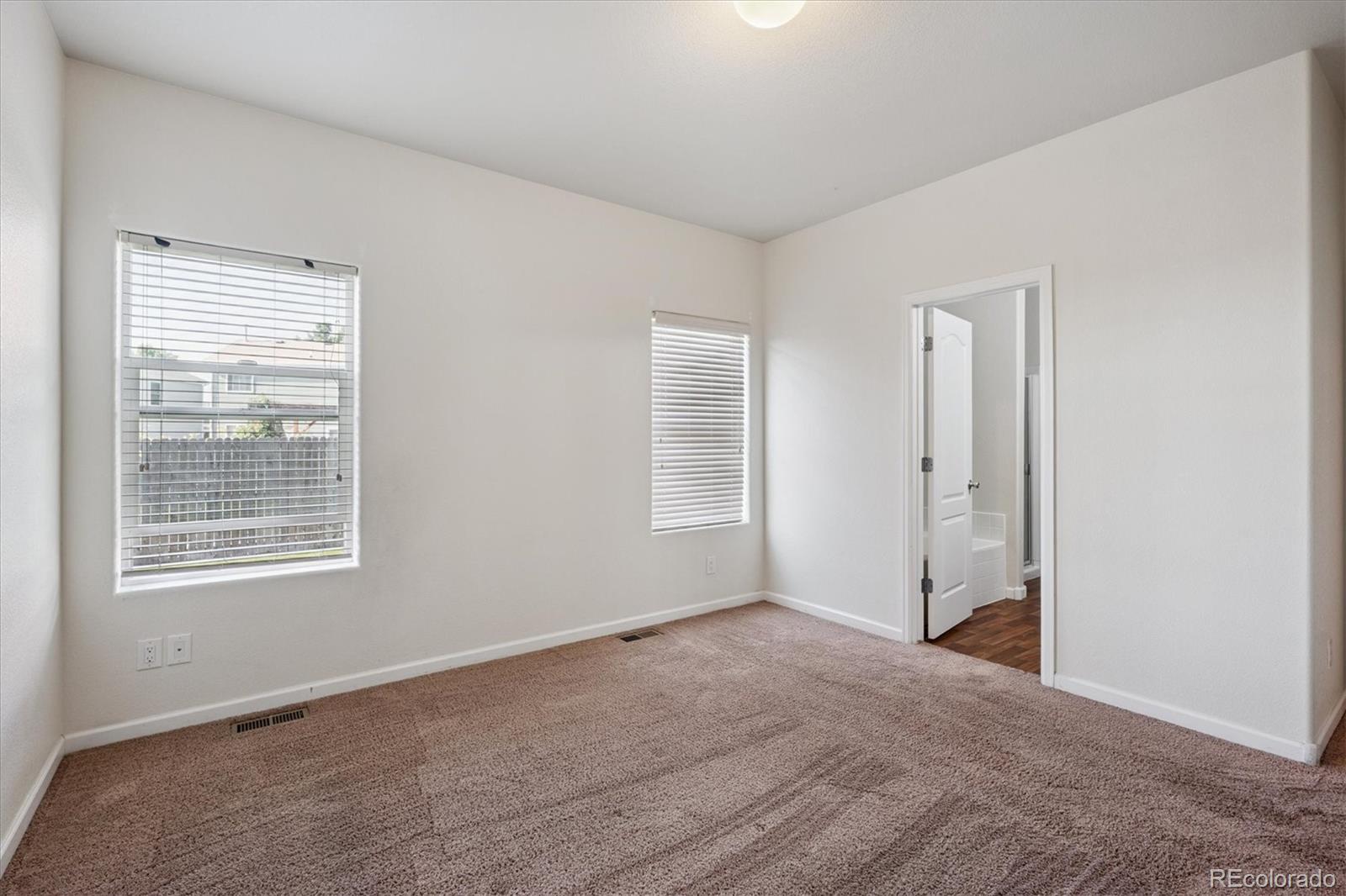 MLS Image #13 for 4698 e 95th avenue,thornton, Colorado