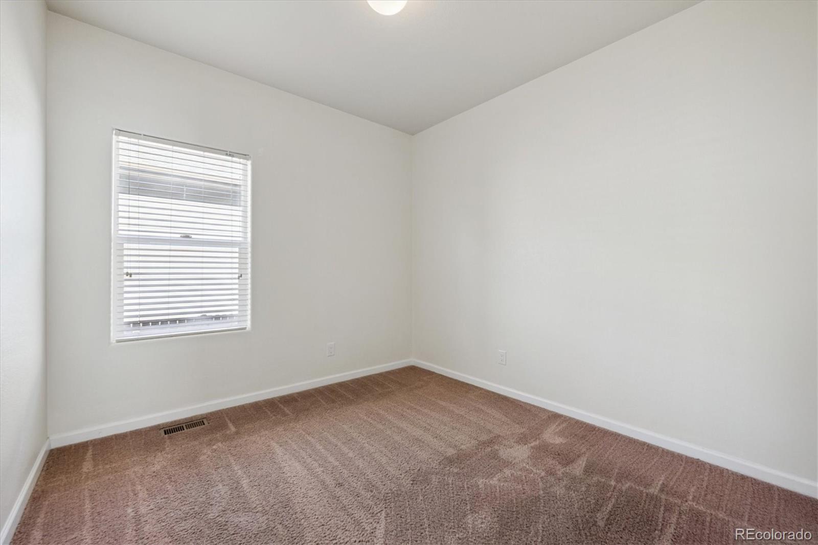 MLS Image #18 for 4698 e 95th avenue,thornton, Colorado