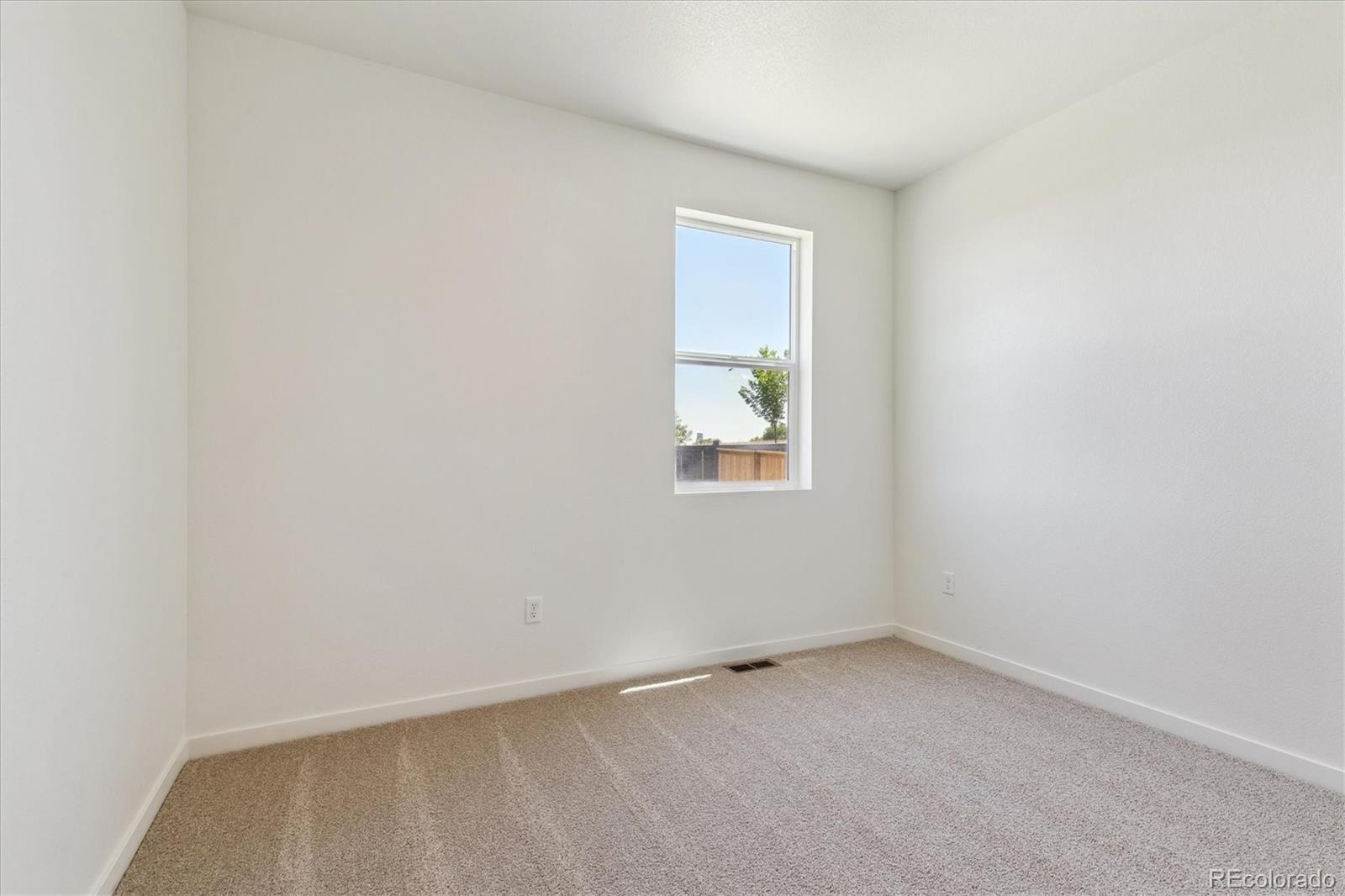 MLS Image #11 for 4820  lynxes way,johnstown, Colorado