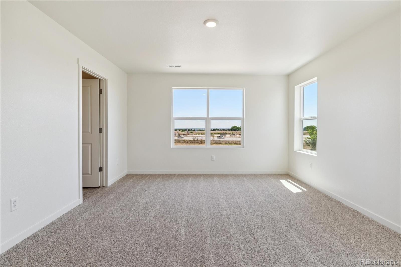 MLS Image #15 for 4820  lynxes way,johnstown, Colorado