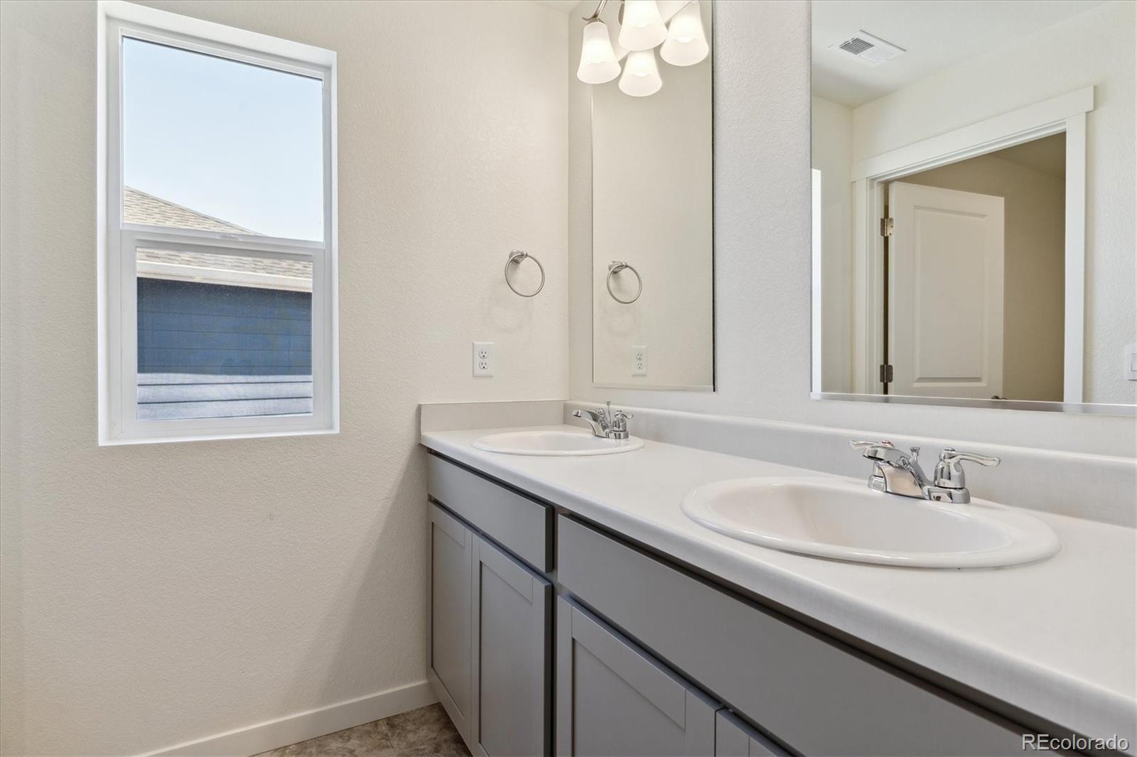 MLS Image #21 for 4820  lynxes way,johnstown, Colorado