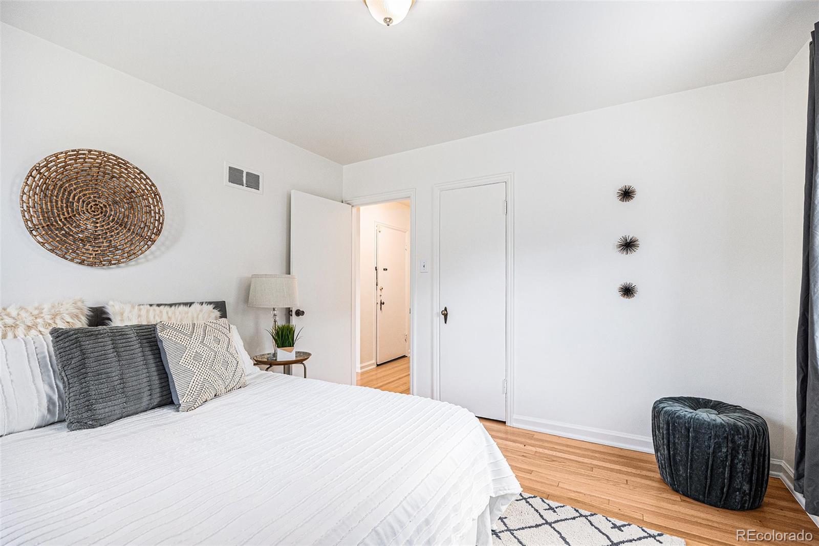 MLS Image #11 for 1215  pontiac street,denver, Colorado