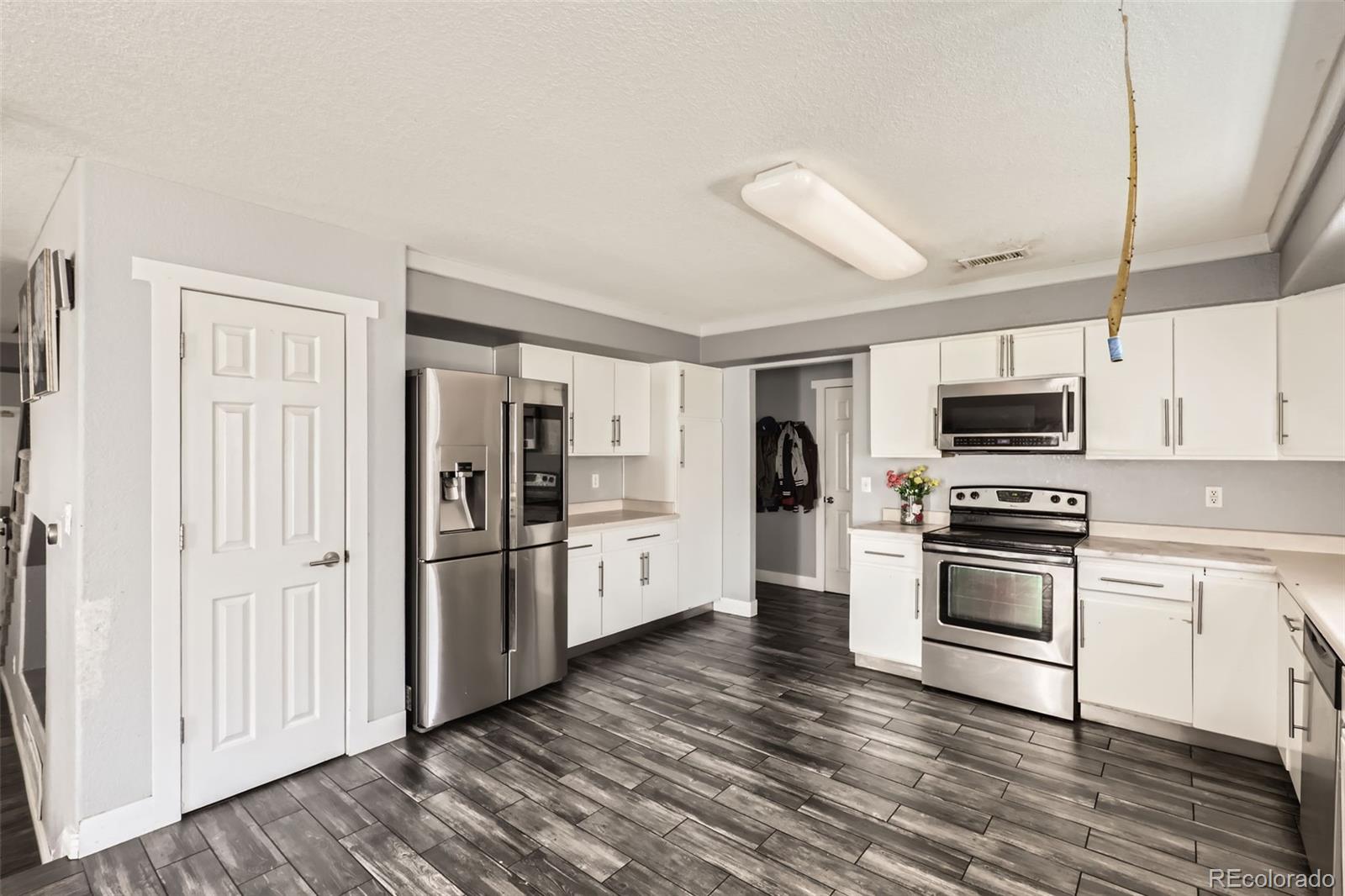 MLS Image #12 for 4955  genoa street,denver, Colorado