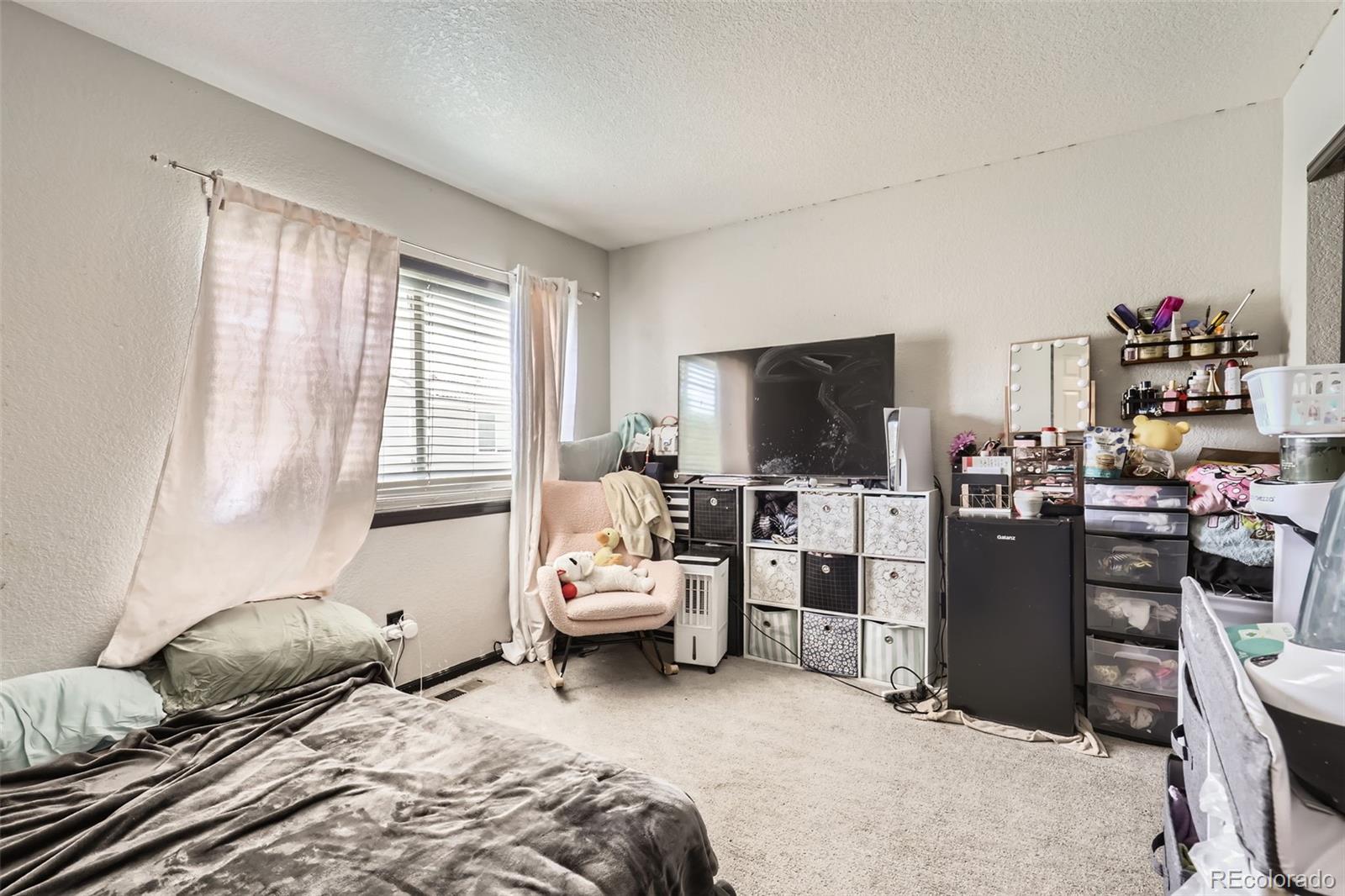 MLS Image #18 for 4955  genoa street,denver, Colorado