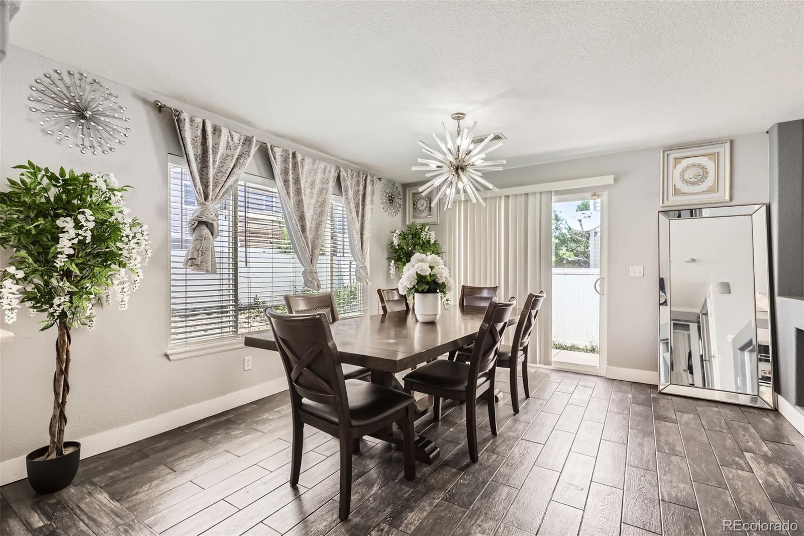 MLS Image #9 for 4955  genoa street,denver, Colorado
