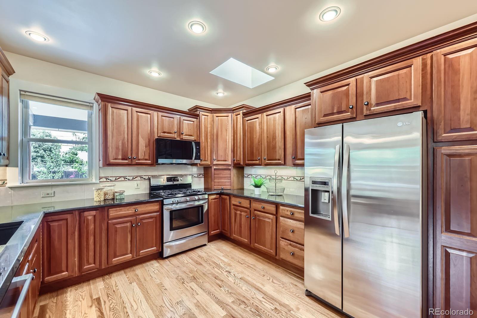 MLS Image #11 for 2901 n race street,denver, Colorado