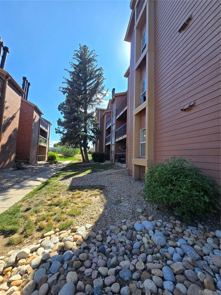 MLS Image #2 for 4899 s dudley street,littleton, Colorado