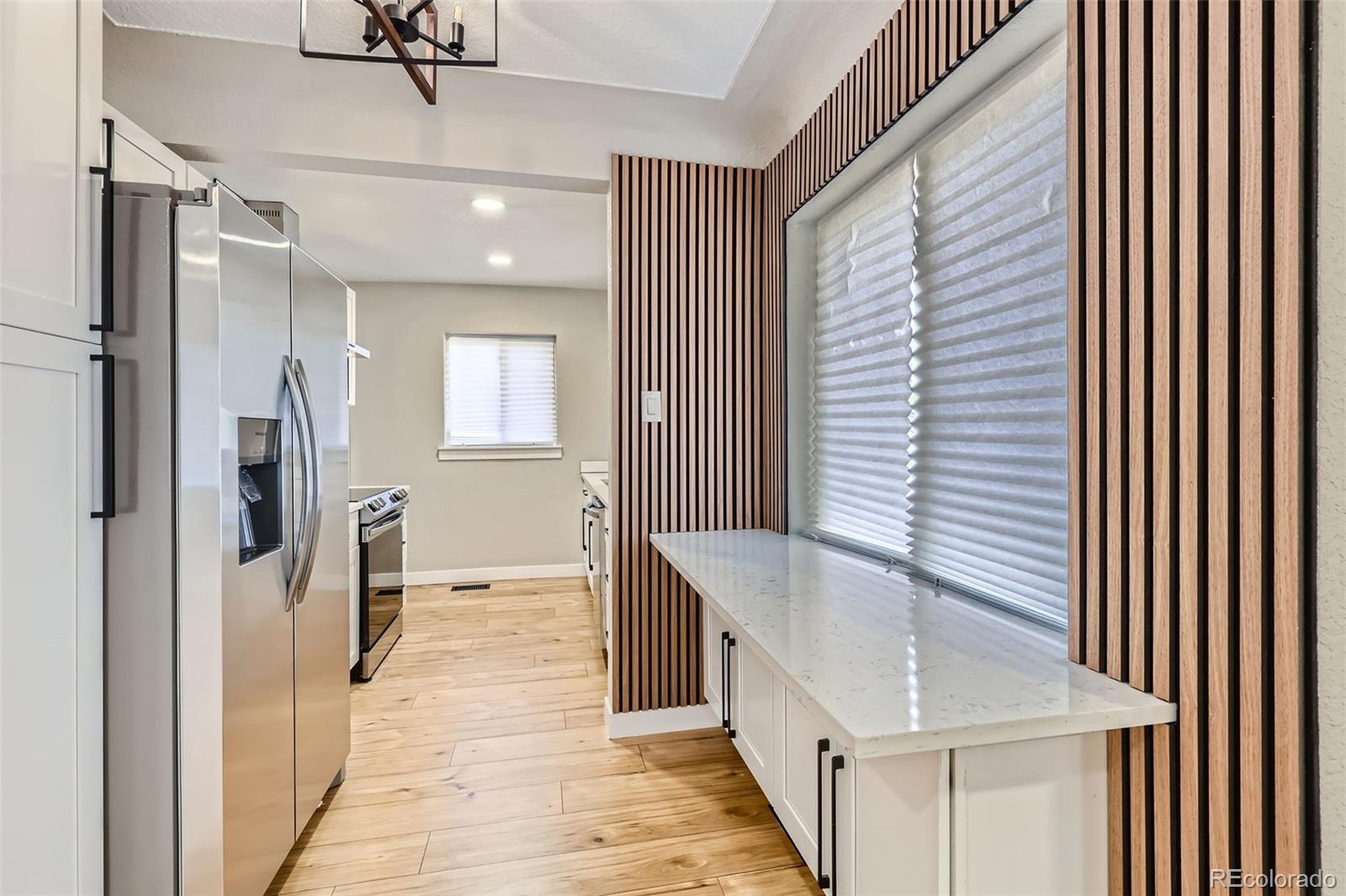 MLS Image #10 for 2540  poplar street,denver, Colorado
