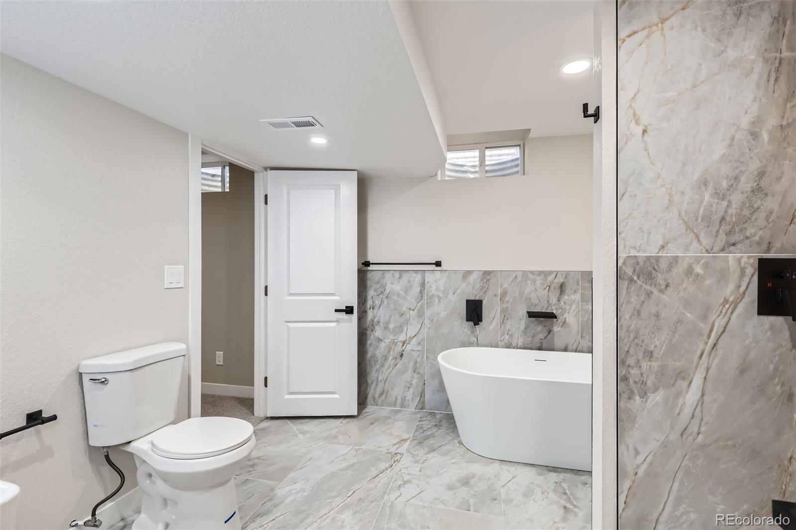 MLS Image #17 for 2540  poplar street,denver, Colorado