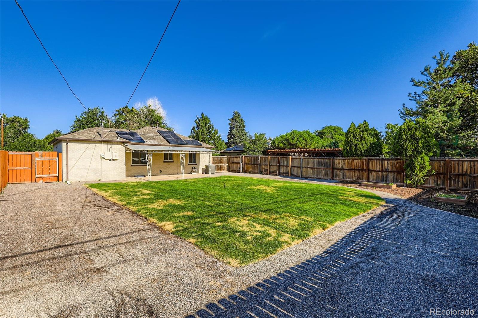 MLS Image #25 for 2540  poplar street,denver, Colorado