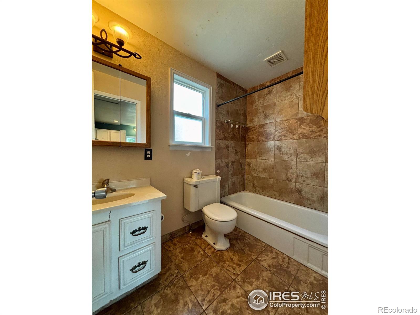 MLS Image #12 for 115 s clifton street,brush, Colorado