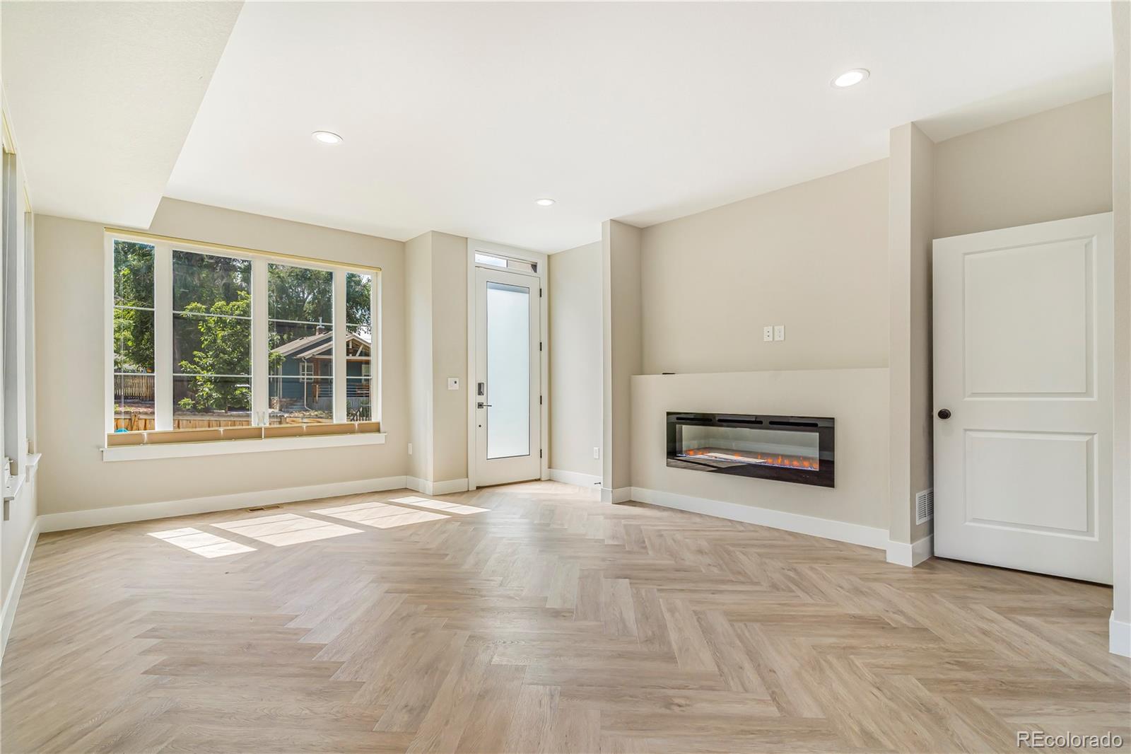 MLS Image #5 for 1070  knox court,denver, Colorado
