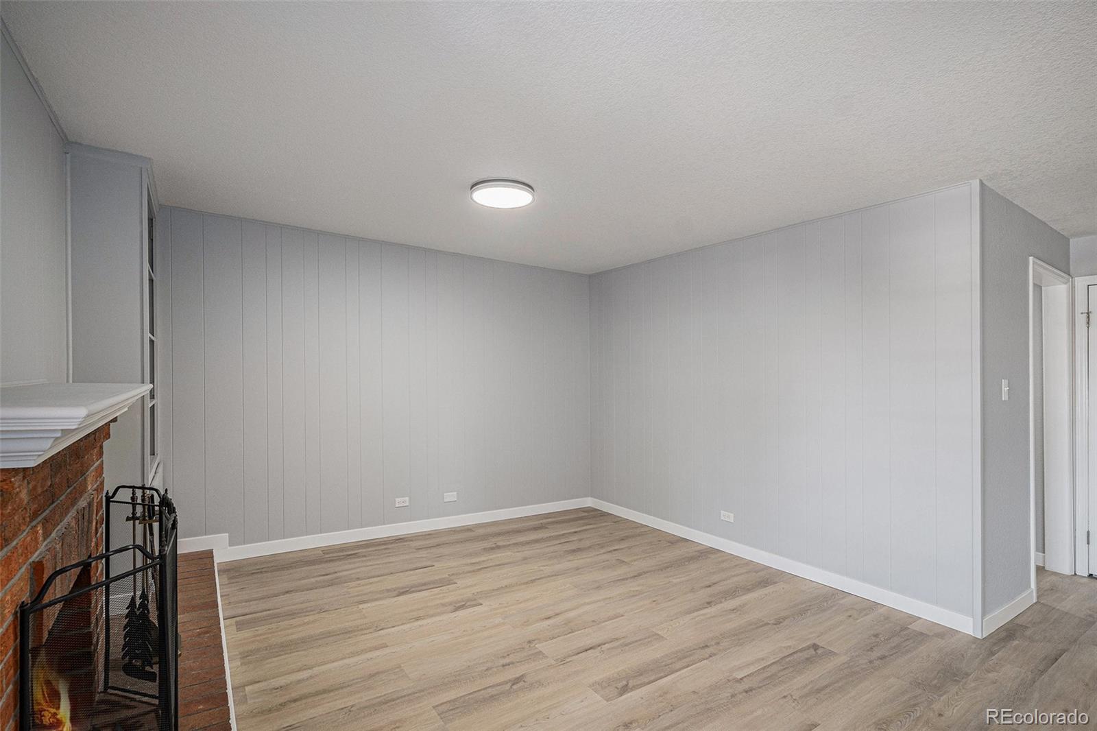 MLS Image #5 for 7165 s gaylord street,centennial, Colorado