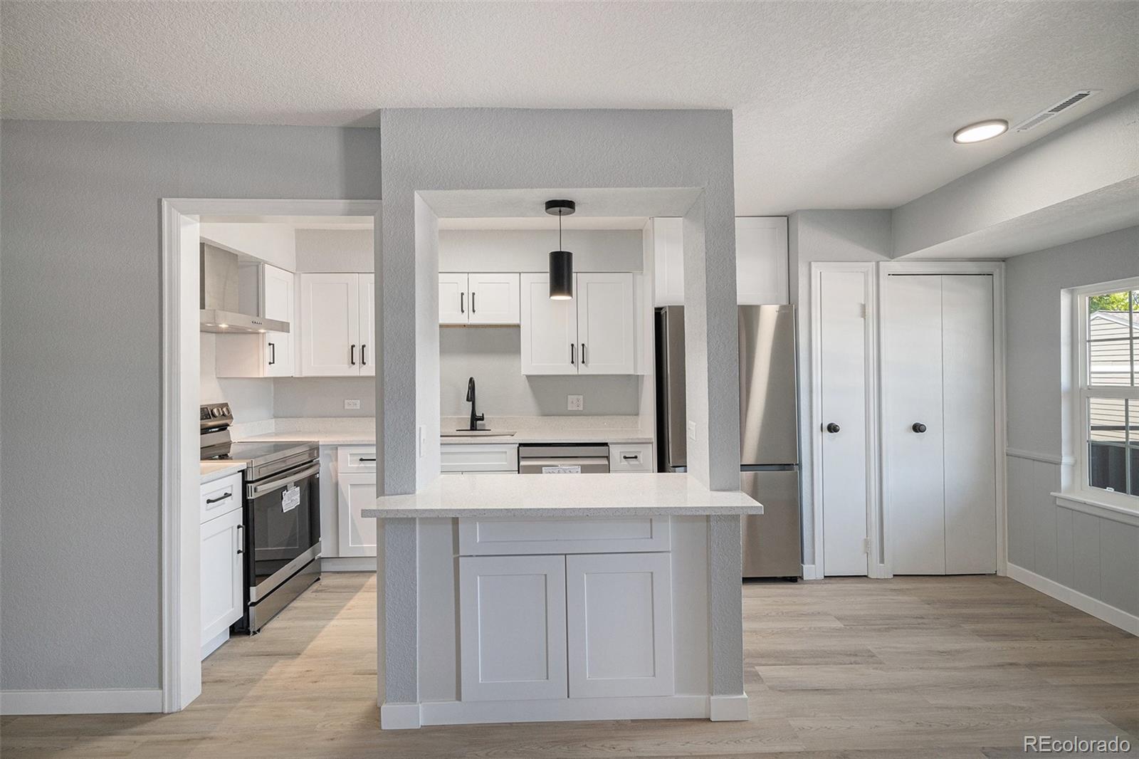 MLS Image #9 for 7165 s gaylord street,centennial, Colorado