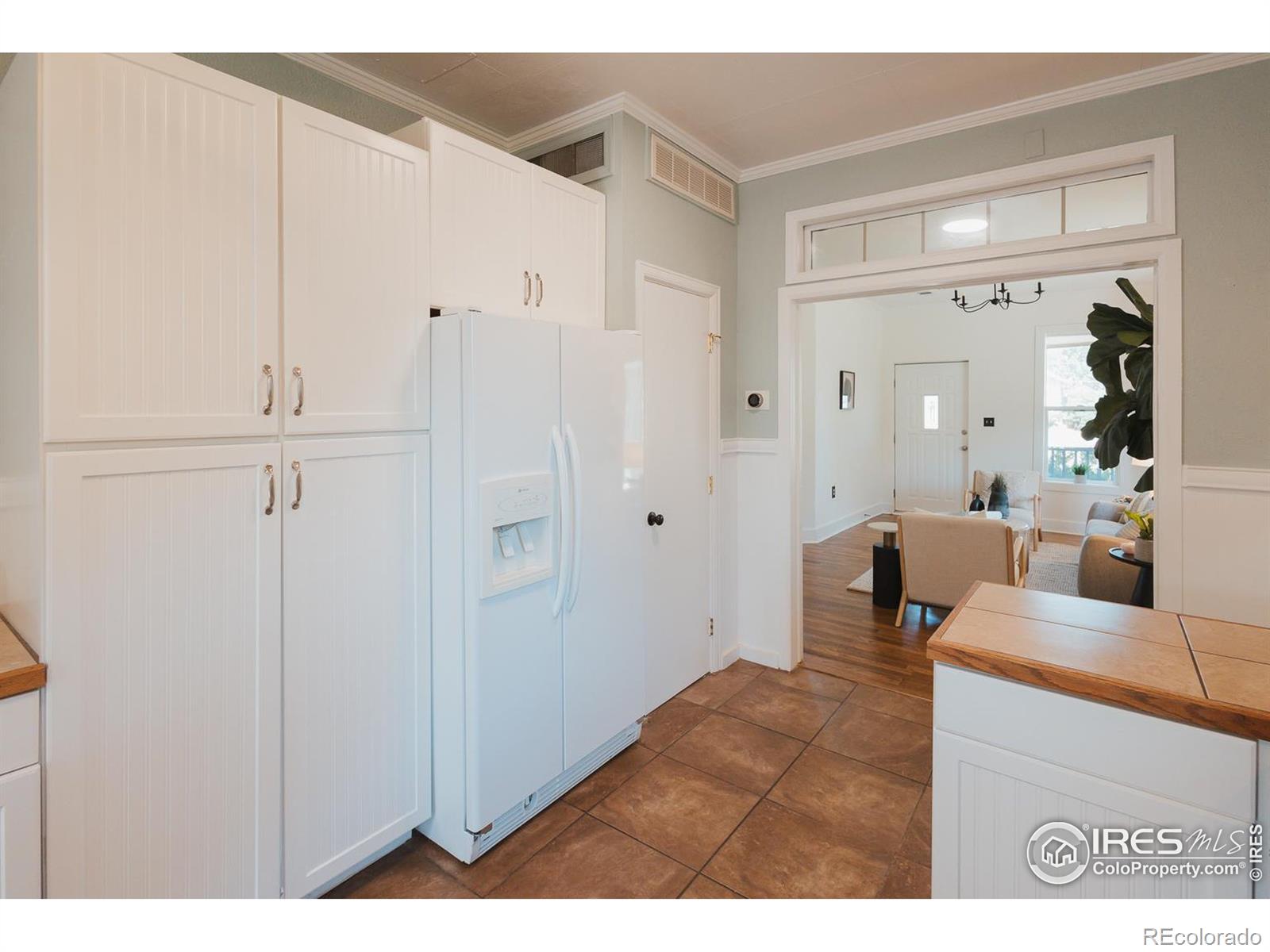 MLS Image #10 for 130 n 6th street,windsor, Colorado