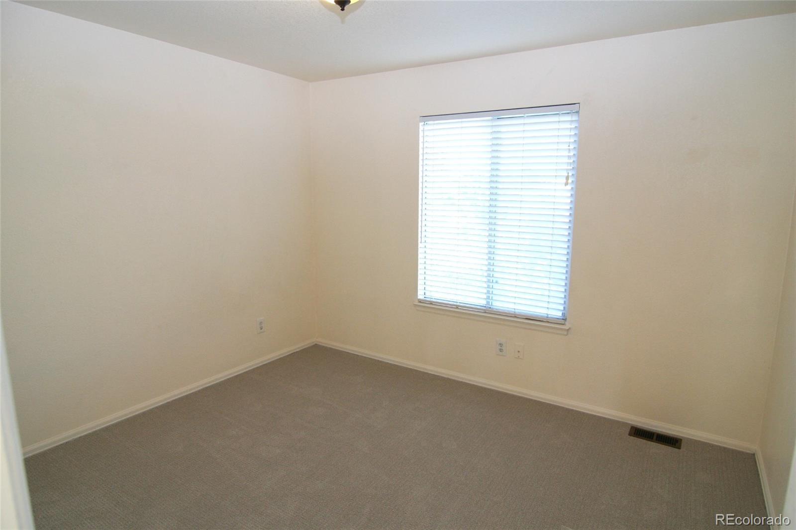 MLS Image #13 for 8182 s york court,centennial, Colorado
