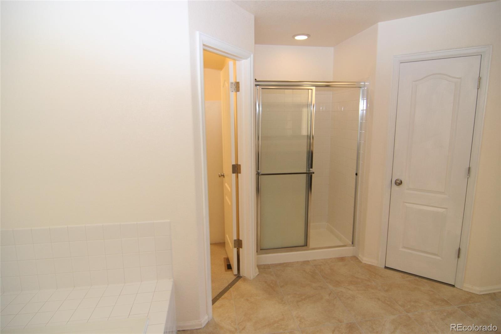 MLS Image #22 for 8182 s york court,centennial, Colorado