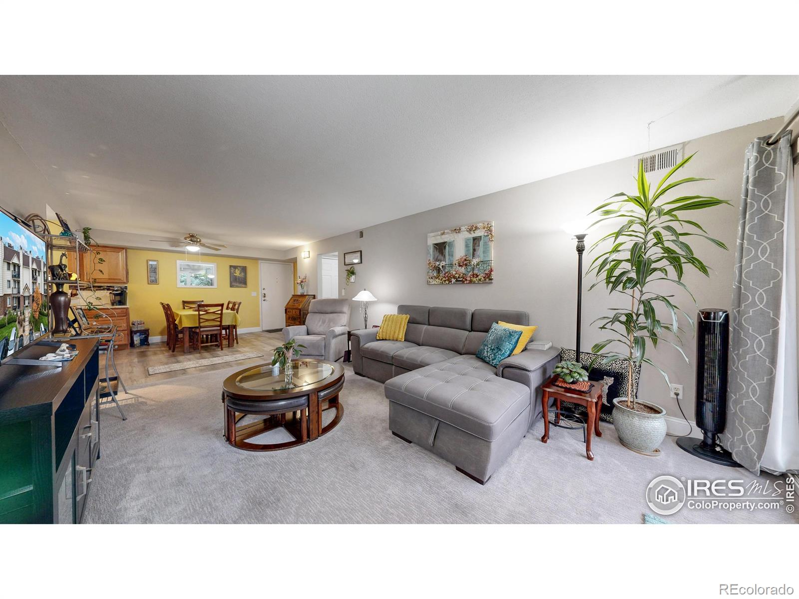 MLS Image #3 for 491 s kalispell way,aurora, Colorado