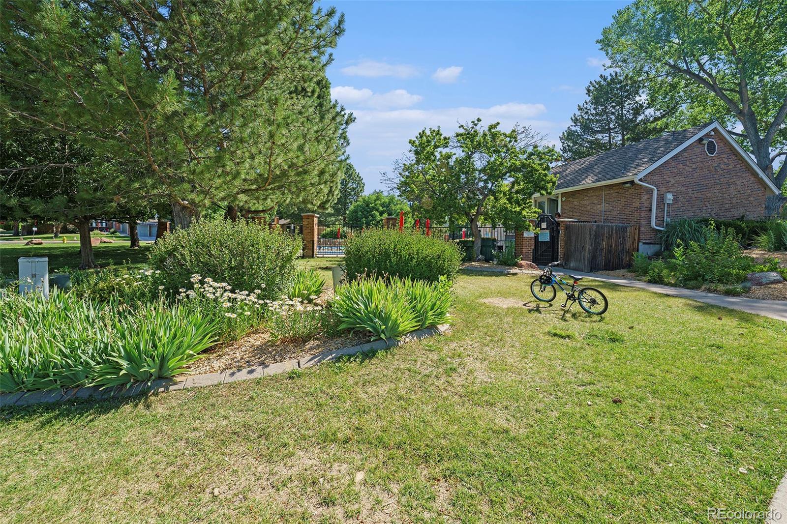 MLS Image #10 for 8002  field court,arvada, Colorado
