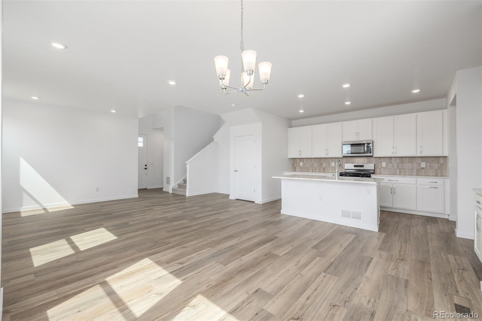 MLS Image #10 for 2652 e 103rd avenue,thornton, Colorado