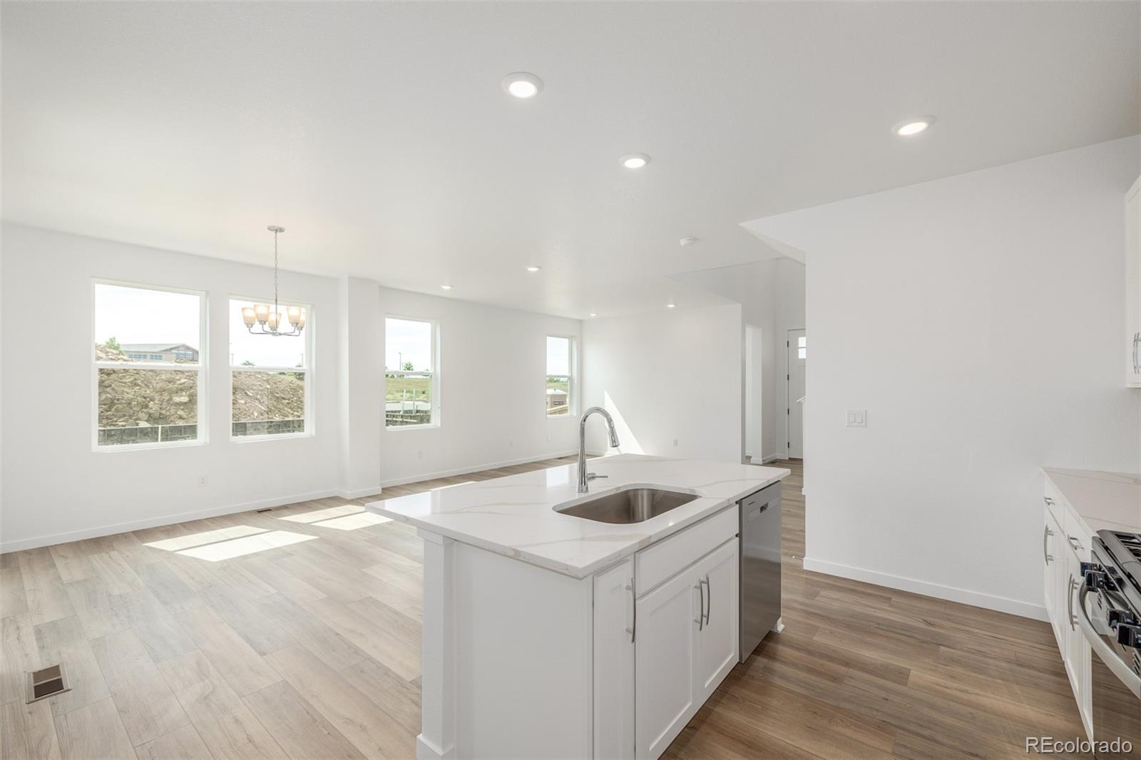 MLS Image #17 for 2652 e 103rd avenue,thornton, Colorado
