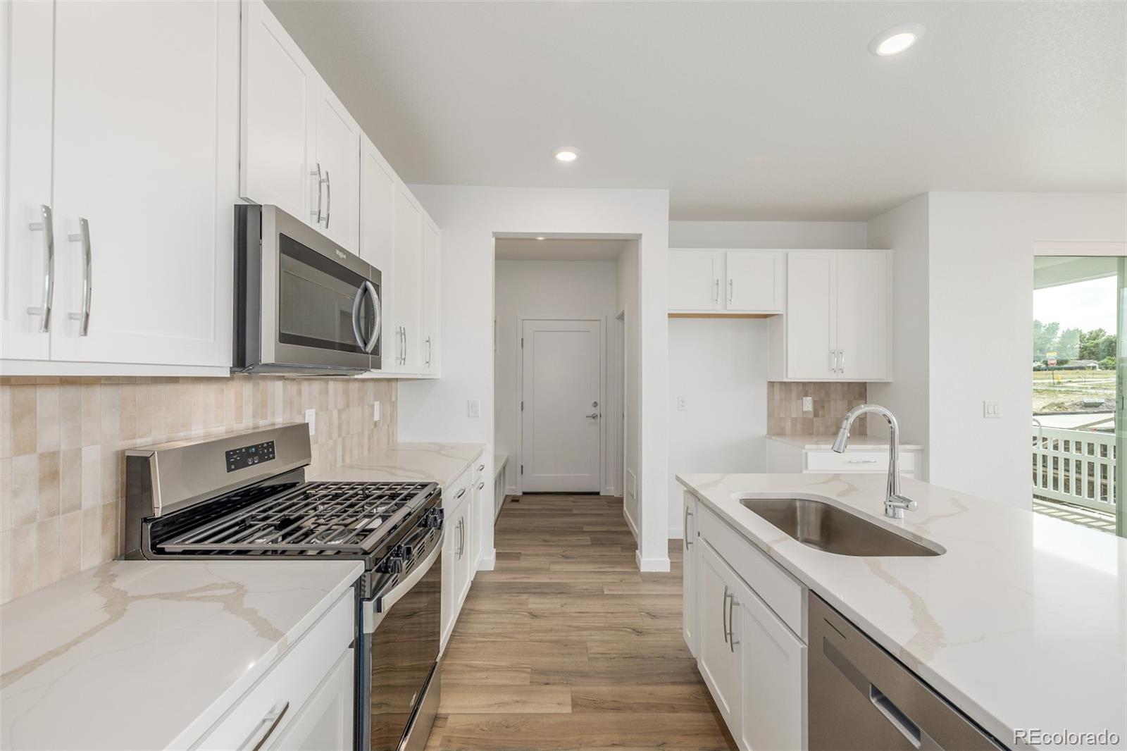 MLS Image #18 for 2652 e 103rd avenue,thornton, Colorado