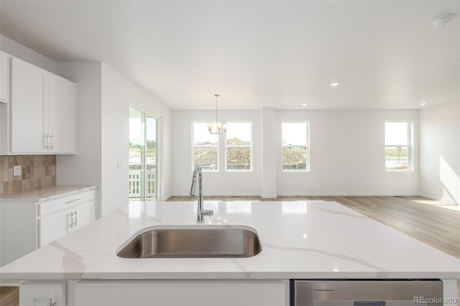 MLS Image #20 for 2652 e 103rd avenue,thornton, Colorado