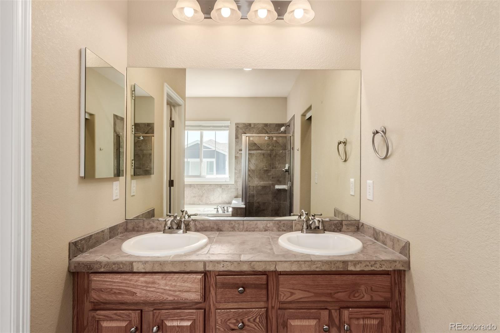 MLS Image #24 for 6190 s oswego street,englewood, Colorado