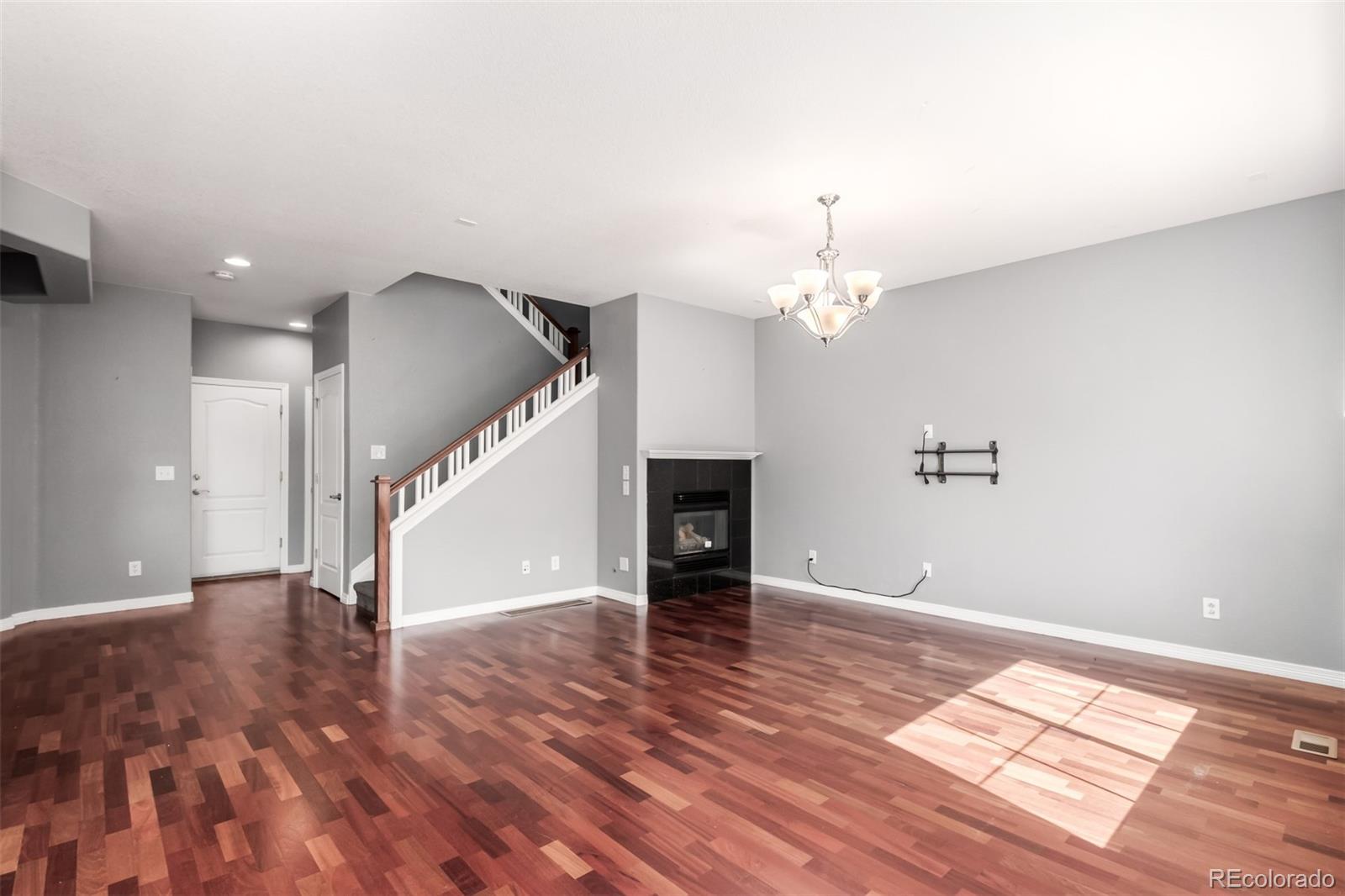 MLS Image #8 for 6190 s oswego street,englewood, Colorado