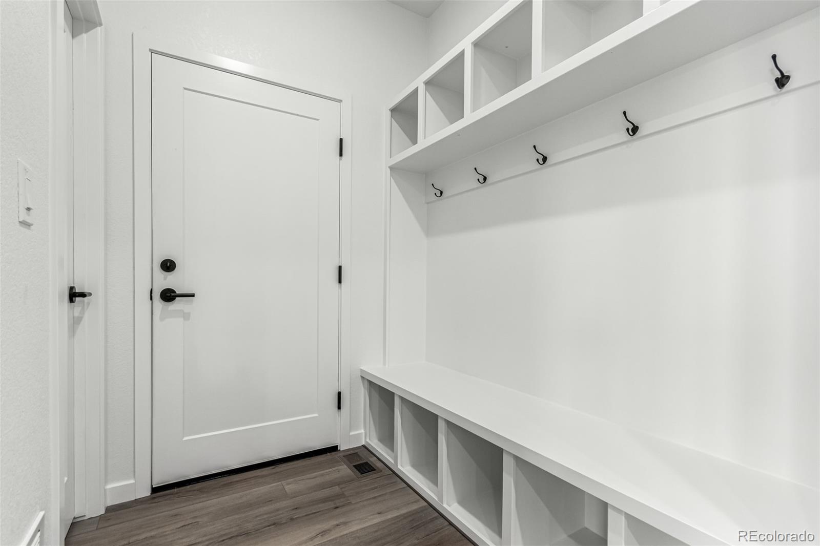 MLS Image #18 for 2651 e 102nd place,thornton, Colorado