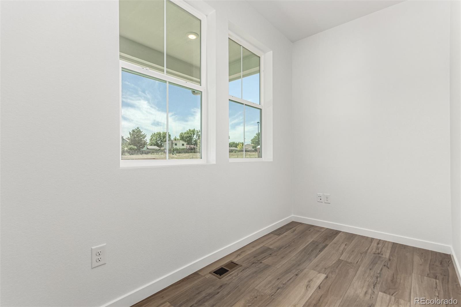 MLS Image #19 for 2651 e 102nd place,thornton, Colorado