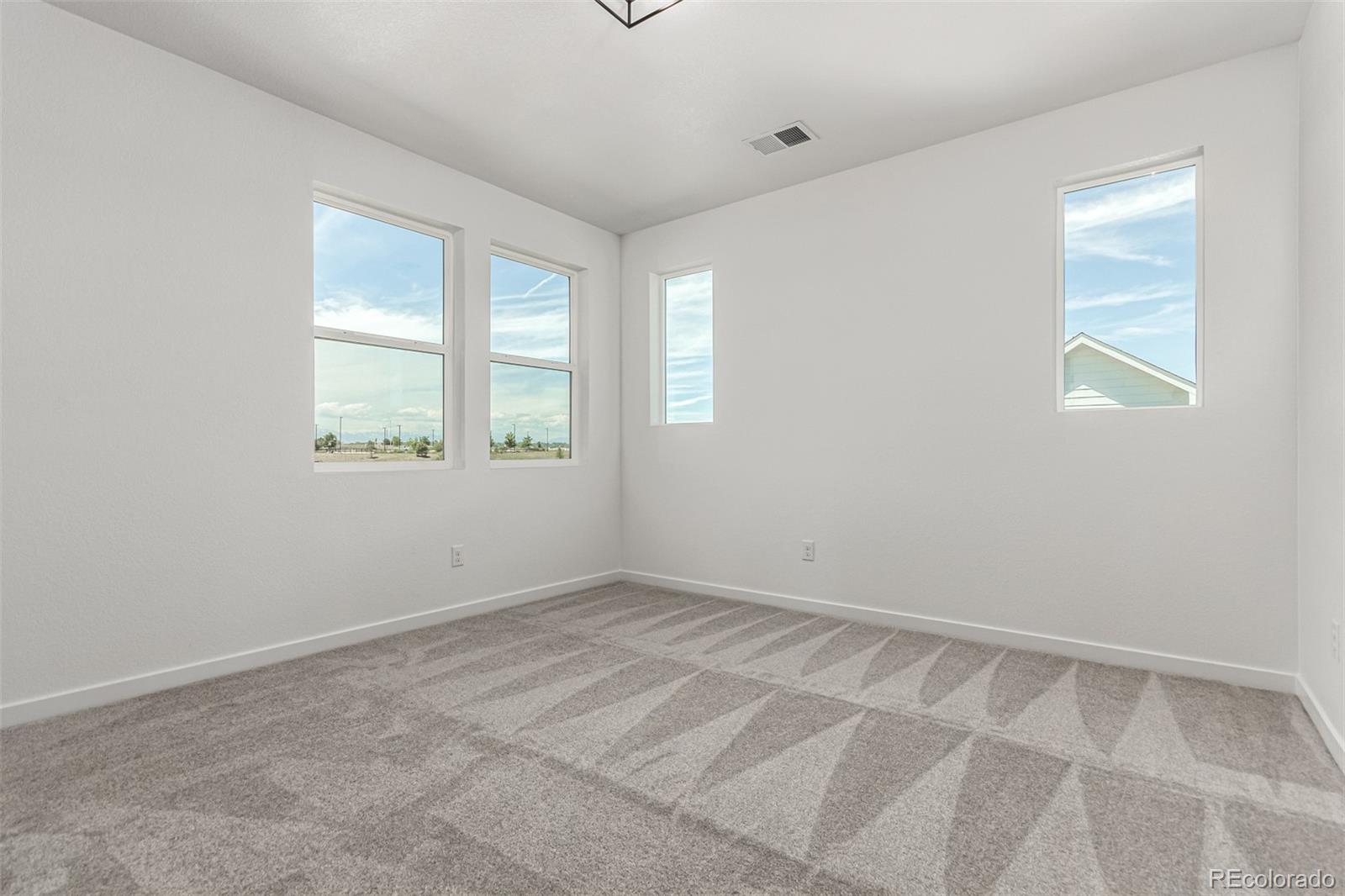 MLS Image #21 for 2651 e 102nd place,thornton, Colorado