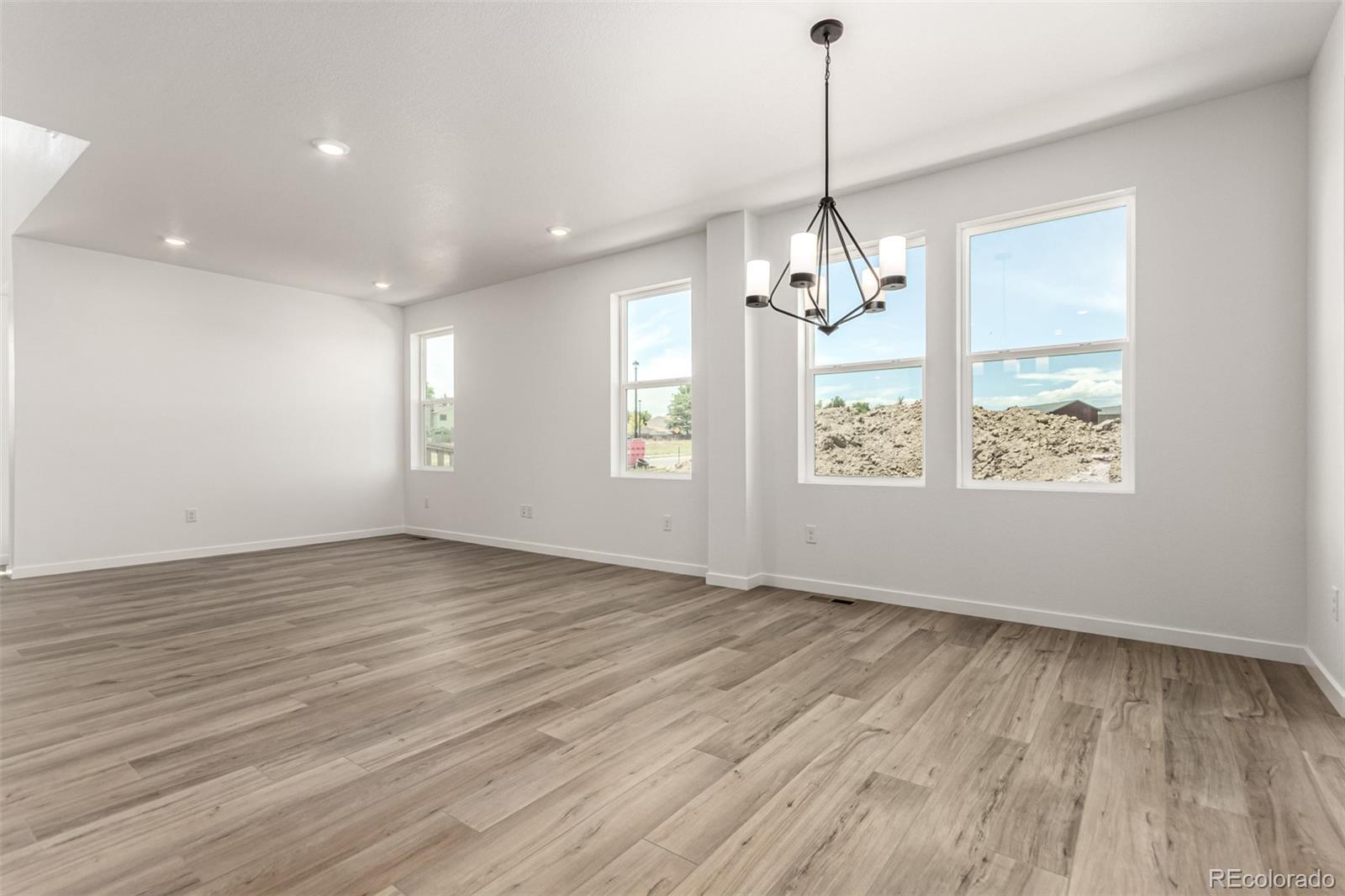 MLS Image #9 for 2651 e 102nd place,thornton, Colorado