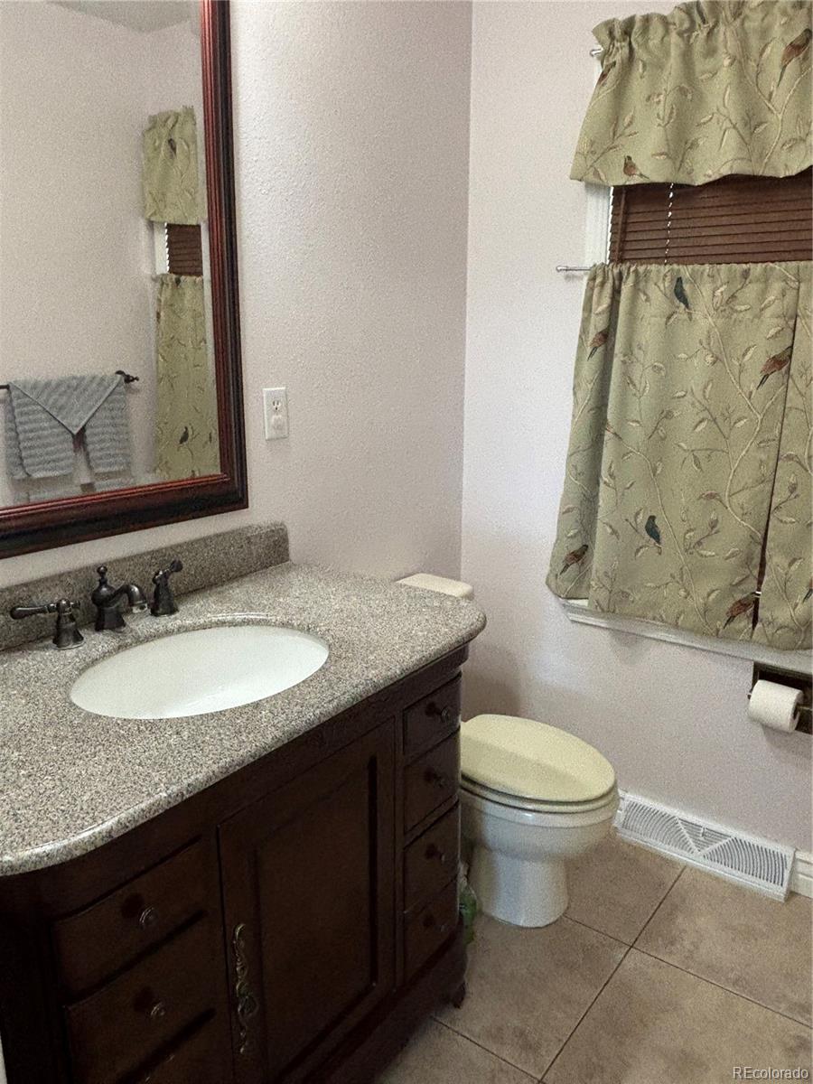 MLS Image #29 for 7293 w lakeside drive,littleton, Colorado